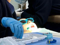 -Dr.Z dental仁康种植矫正中心