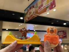 -海底捞火锅(曹安公路店)