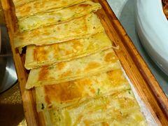 葱花饼-95号酱骨·一块豆腐(展春园西路店)