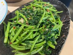 湿豆豉炒茼蒿-山石榴·贵州菜(丰盛里店)