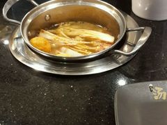-汤响自助回转火锅百汇(乐峰广场店)