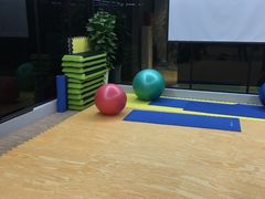 器械区-Liking Fit24小时智能健身(金汇路韩国街店)