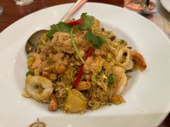 -Thai Pothong Restaurant