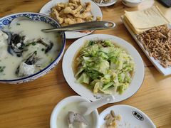 -美顺香食府鱼头老店(雪野湖店)