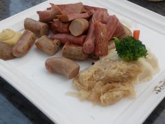 -LENBACH兰巴赫西餐啤酒坊(大连星海广场店)
