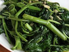 -罗满娘特色豆花烤鱼