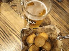 -BHC炸鸡(明洞总店)