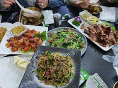 -诺敏塔拉奶茶-布里亚特包子-手把肉(锦都会店)