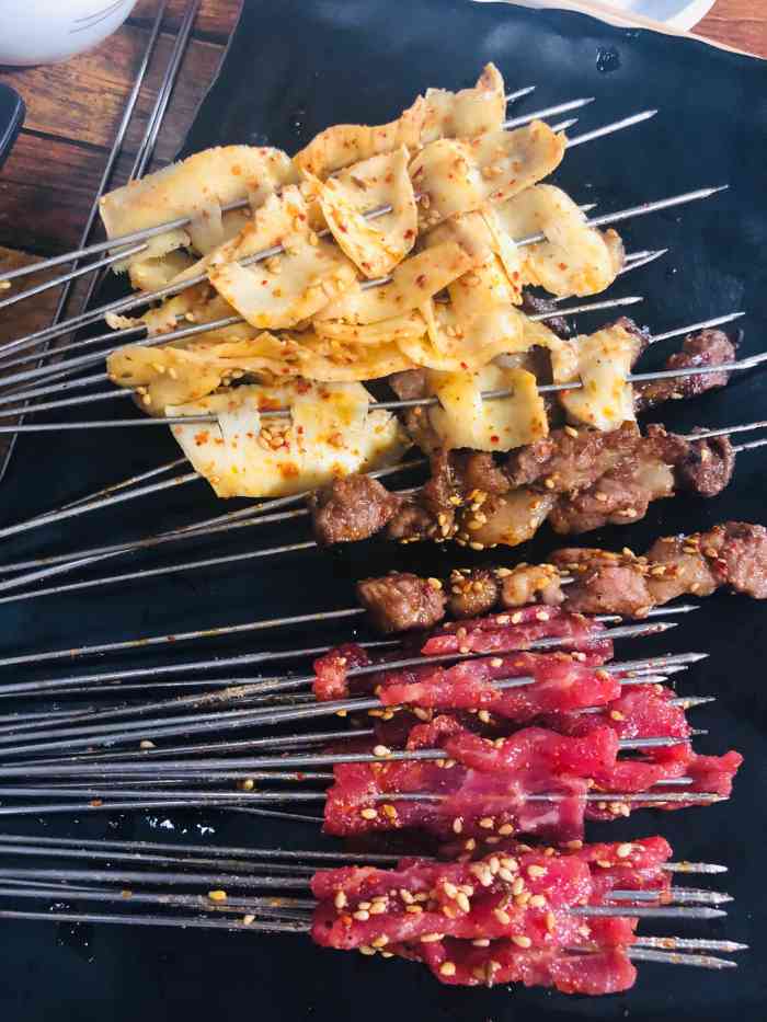 一直想吃传说中的铁岭生串,今天找到啦