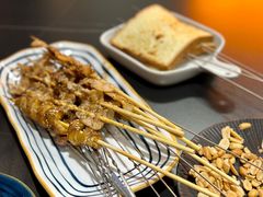 -许哥东北烧烤·铁丳烤串·宫后夹肉(繁花中心店)