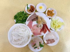 -桥香园云南过桥米线(金马碧鸡店)