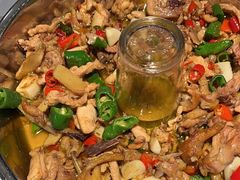 -彭耕记猪油炒小菜(吉联mall店)