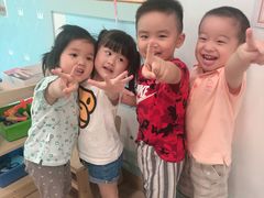 -黄浦乐烁龙鱼宝贝托育园(海潮路校区)