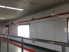 -上海体育馆(地铁站)