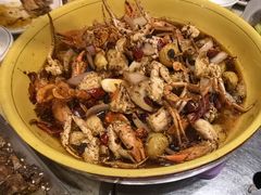 -休记光头香辣蟹干锅店(衣冠庙店)