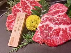 -山川小町·极番烧肉(新地假日广场店)