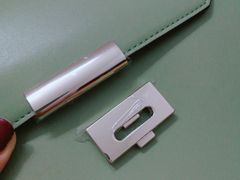 -URBAN REVIVO(高德置地广场·春广场店)