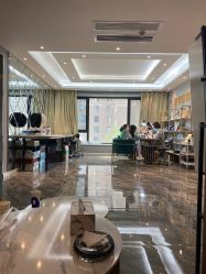 -潮店·溯美日式轻奢美睫馆