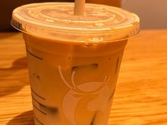 -瑞幸咖啡(半里花海生活广场店)
