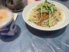 -肥肥虾庄·金牌油焖大虾(杨园滨江时代walk店)