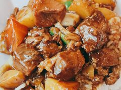 招牌煨牛肉饭-西部马华清真兰州牛肉面·烧烤夜市(关东店)