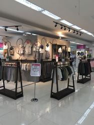 -孩子王(铁西万达店)