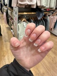 -尤米一站式美甲美睫