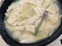 鸡汤浸腐竹-水乡人家私房菜(逢简店)