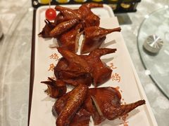 朱记乳鸽王-朱记乳鸽王·非遗石岐乳鸽·全鸽宴(大兴旗舰店)