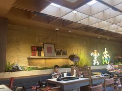 -老牌坊云南鱼豆花火锅(哈西万达店)