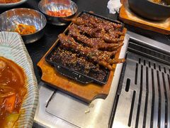 -臻牛烤肉