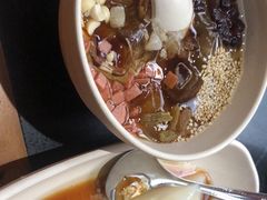 -鸿顺老铁锅美蛙鱼府(解放碑店)
