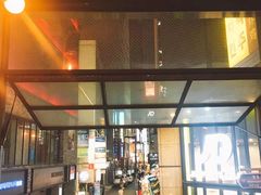 -BHC炸鸡(明洞总店)