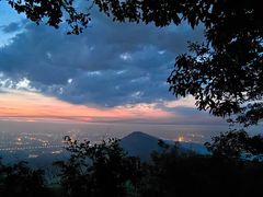 -紫金山山顶公园