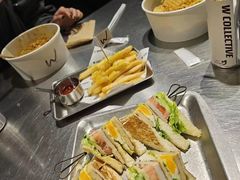 -W COLLECTIVE  DESSERT SHOP