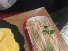 -杨肥肠火锅大排档(火车站花园店)
