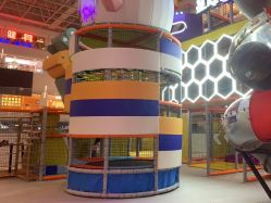 -星际乐园(红博中央公园店)