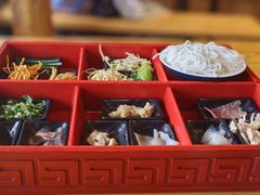 -勺子米线·云南传统小吃市集(四方街店)