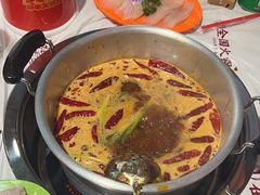 -大芊金重庆串串火锅(南京路店)