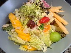 -卡普里披萨·牛扒·下午茶