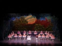 -交通银行前滩31演艺中心