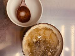 南北杏银耳炖雪梨-小团圆糖水铺(襄阳南路店)