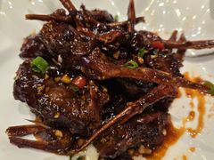 -八府香鸭·啫啫煲(华山路店)