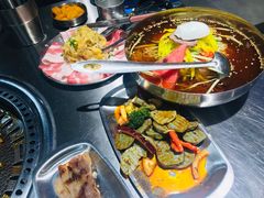 -马路牙子烧烤音乐酒馆(望京店)