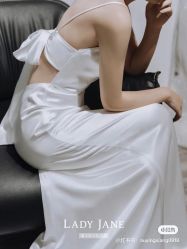 -Lady  Jane高端婚纱礼服馆