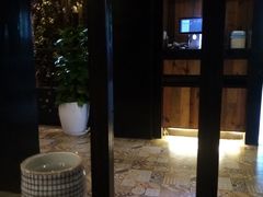 -童年小筑餐厅(申花路店)
