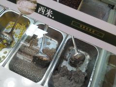 -津椰本·海南正宗椰奶清补凉(店一店)