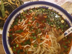 -陕味食族油泼面·小炒盖码面(双榆树店)
