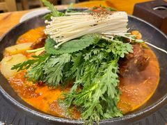 -喇喇排骨火锅·传统韩式脊骨汤(望京西园总店)