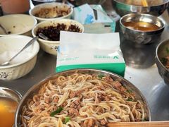 -正宗杨记普洱酸醋米线(总店)